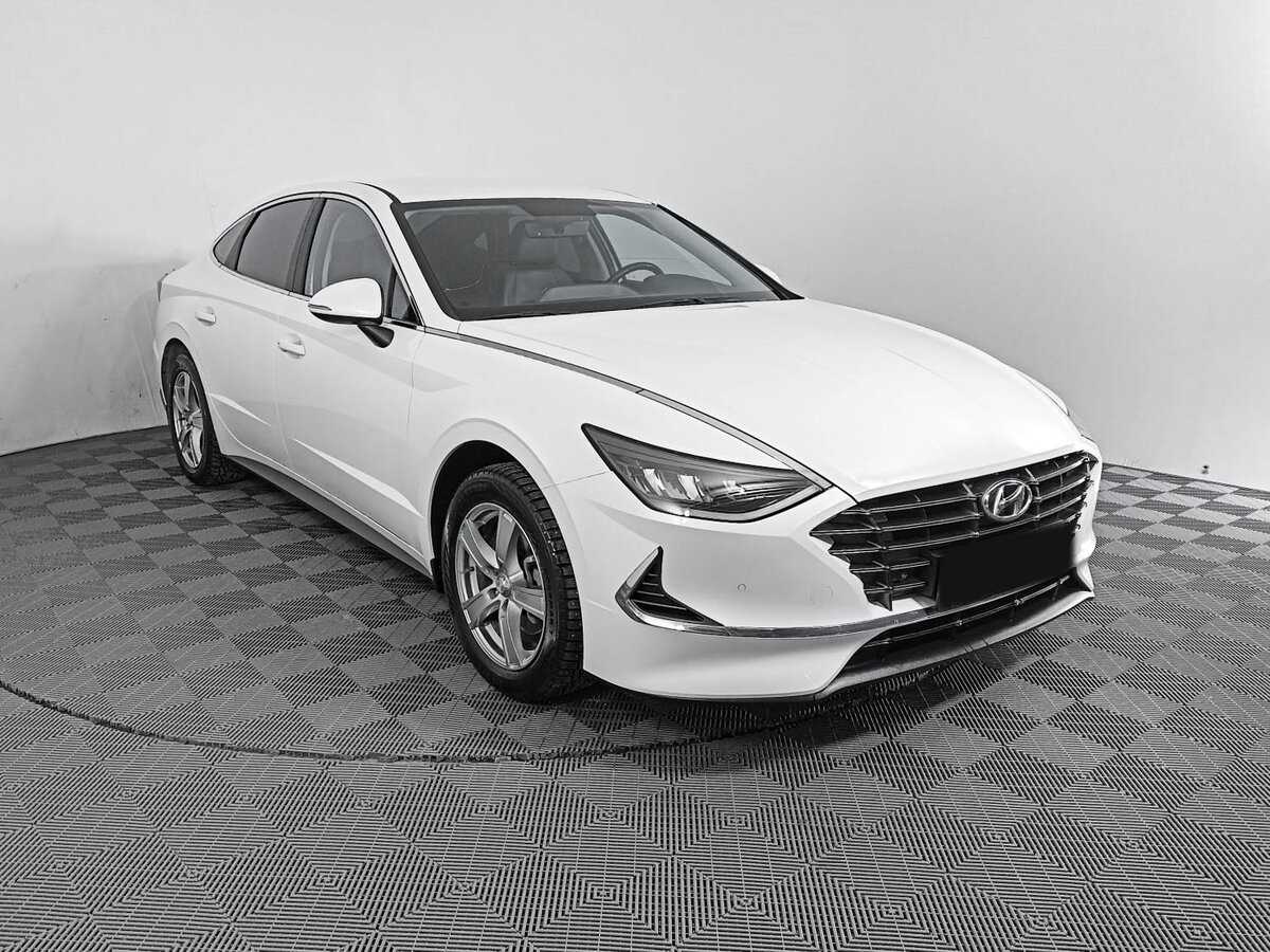 Hyundai Sonata с пробегом — 2020 год. Фото: #2