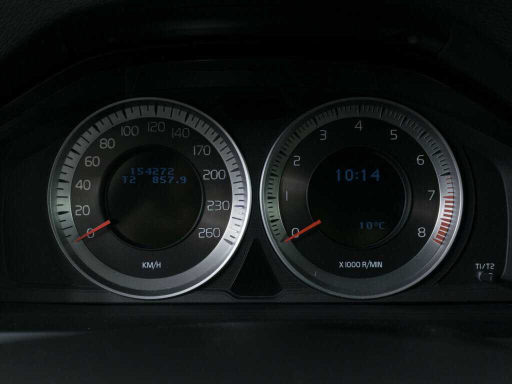 Volvo S60 с пробегом — 2012 год. Фото: #9