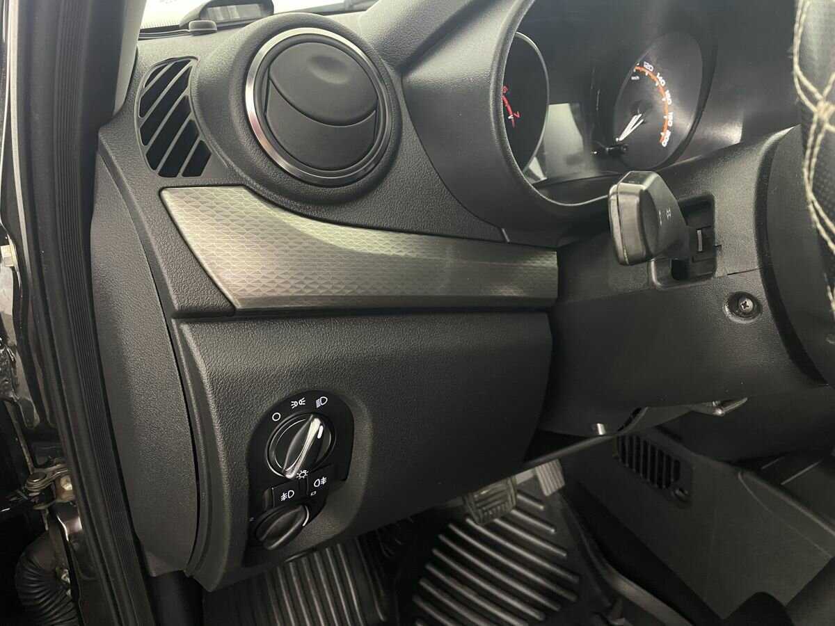 Lada (ВАЗ) Granta с пробегом — 2019 год. Фото: #8