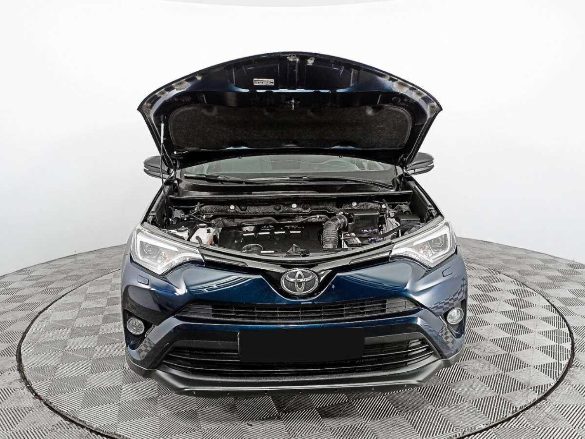 Toyota RAV4 с пробегом — 2019 год. Фото: #8