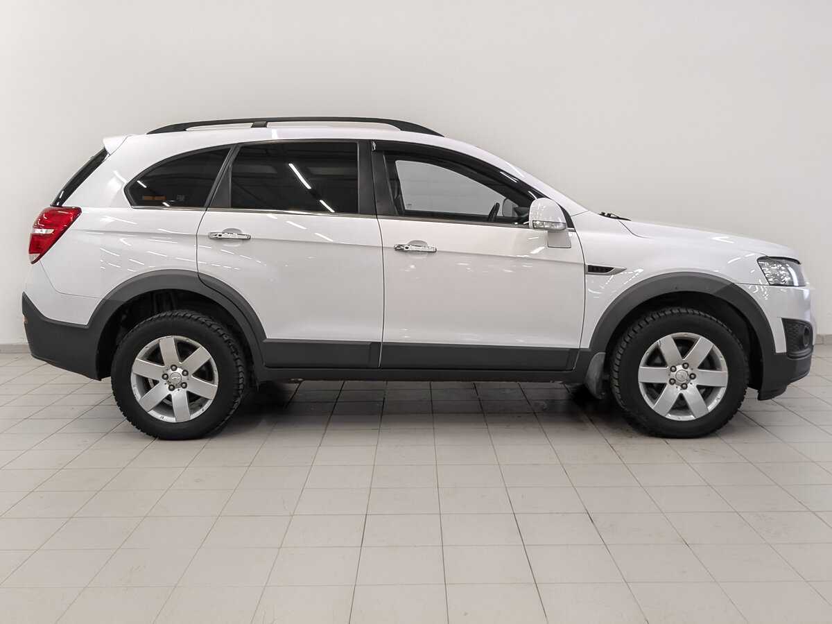 Chevrolet Captiva с пробегом — 2013 год. Фото: #3