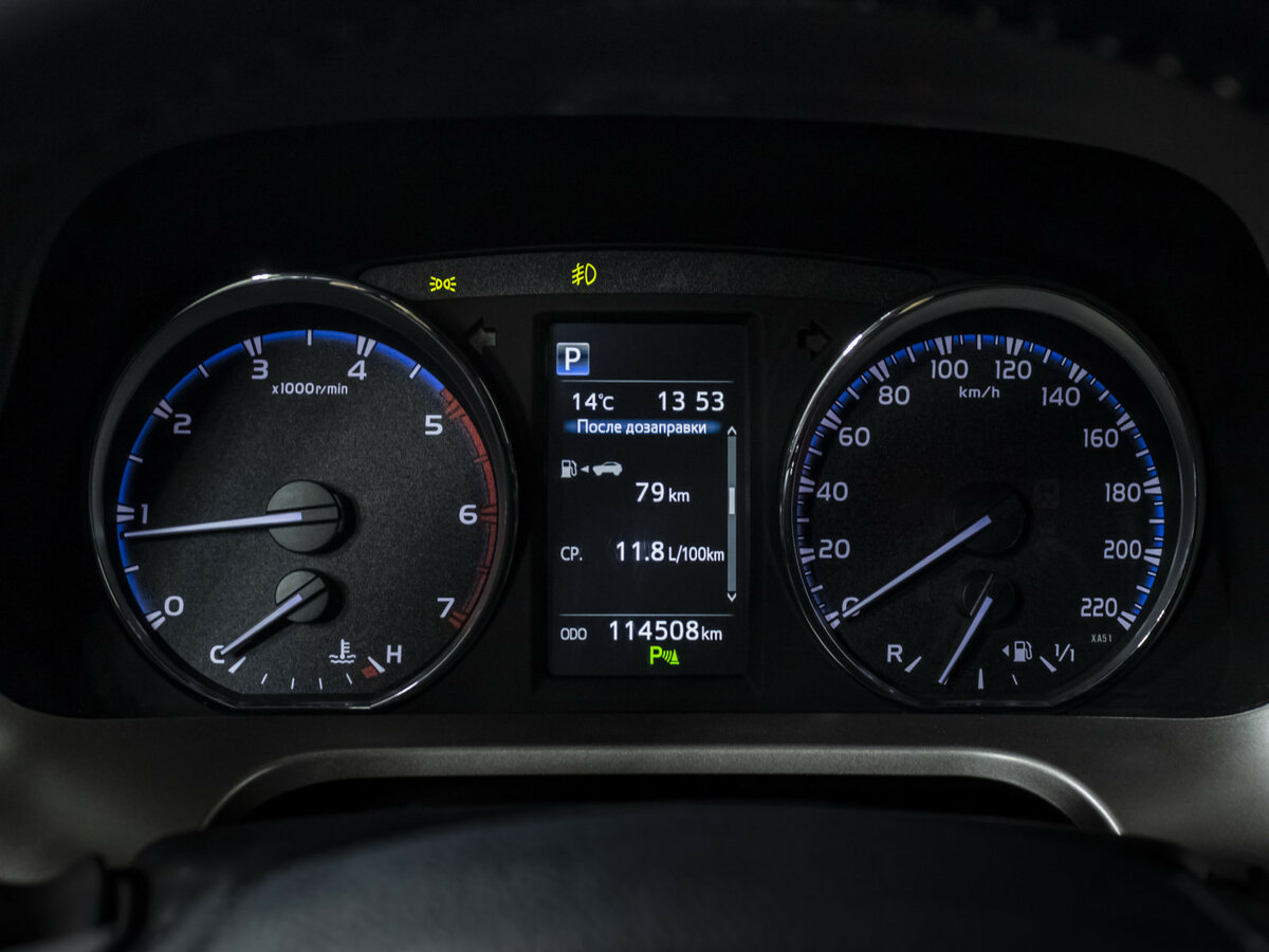 Toyota RAV4 с пробегом — 2017 год. Фото: #8