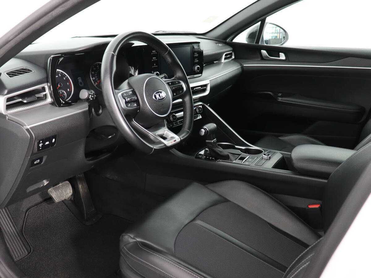 Kia K5 с пробегом — 2021 год. Фото: #9