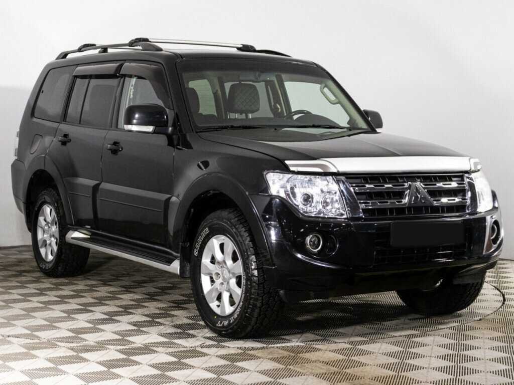 Mitsubishi Pajero с пробегом — 2013 год. Фото: #4