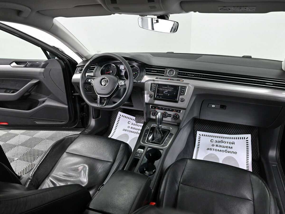Volkswagen Passat с пробегом — 2016 год. Фото: #5