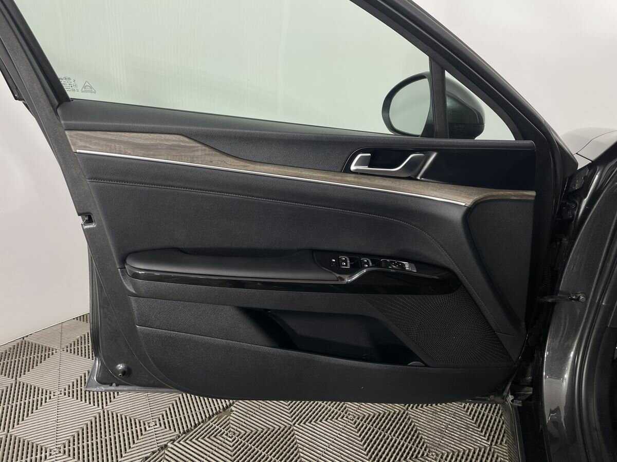 Kia K5 с пробегом — 2021 год. Фото: #6