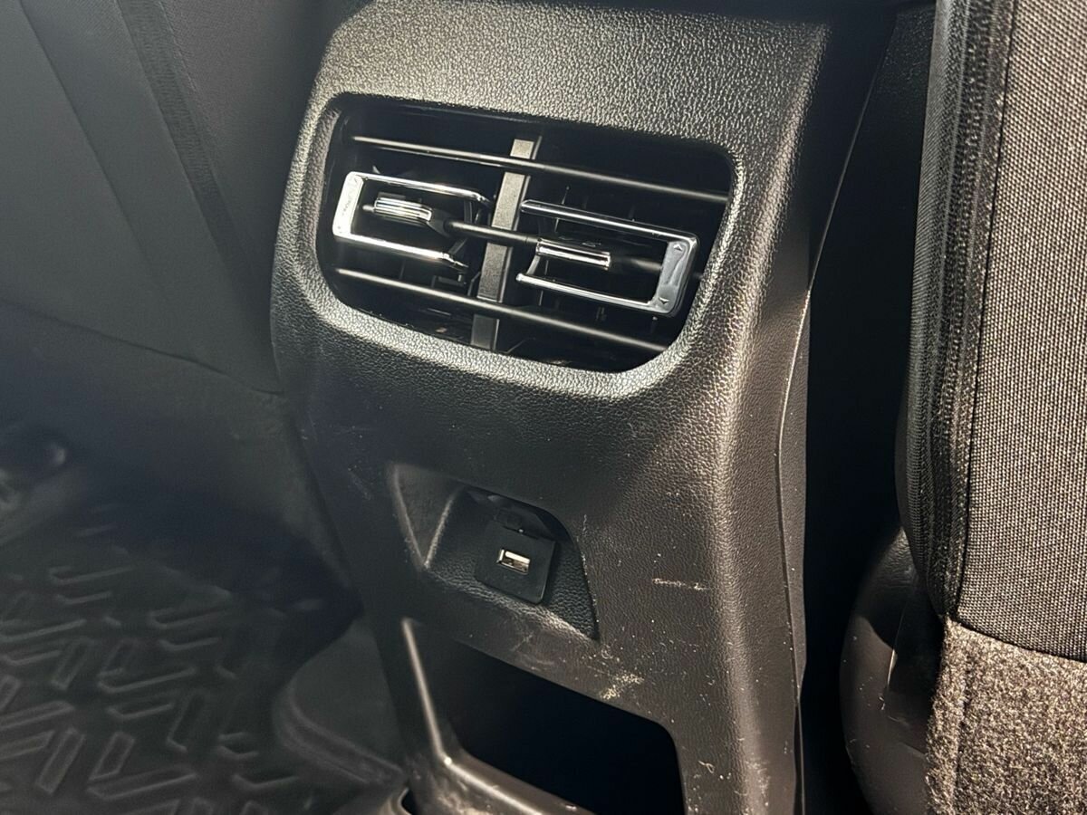 Haval M6 с пробегом — 2024 год. Фото: #27