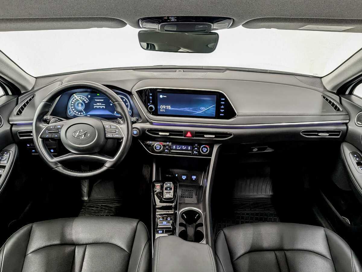 Hyundai Sonata с пробегом — 2022 год. Фото: #13