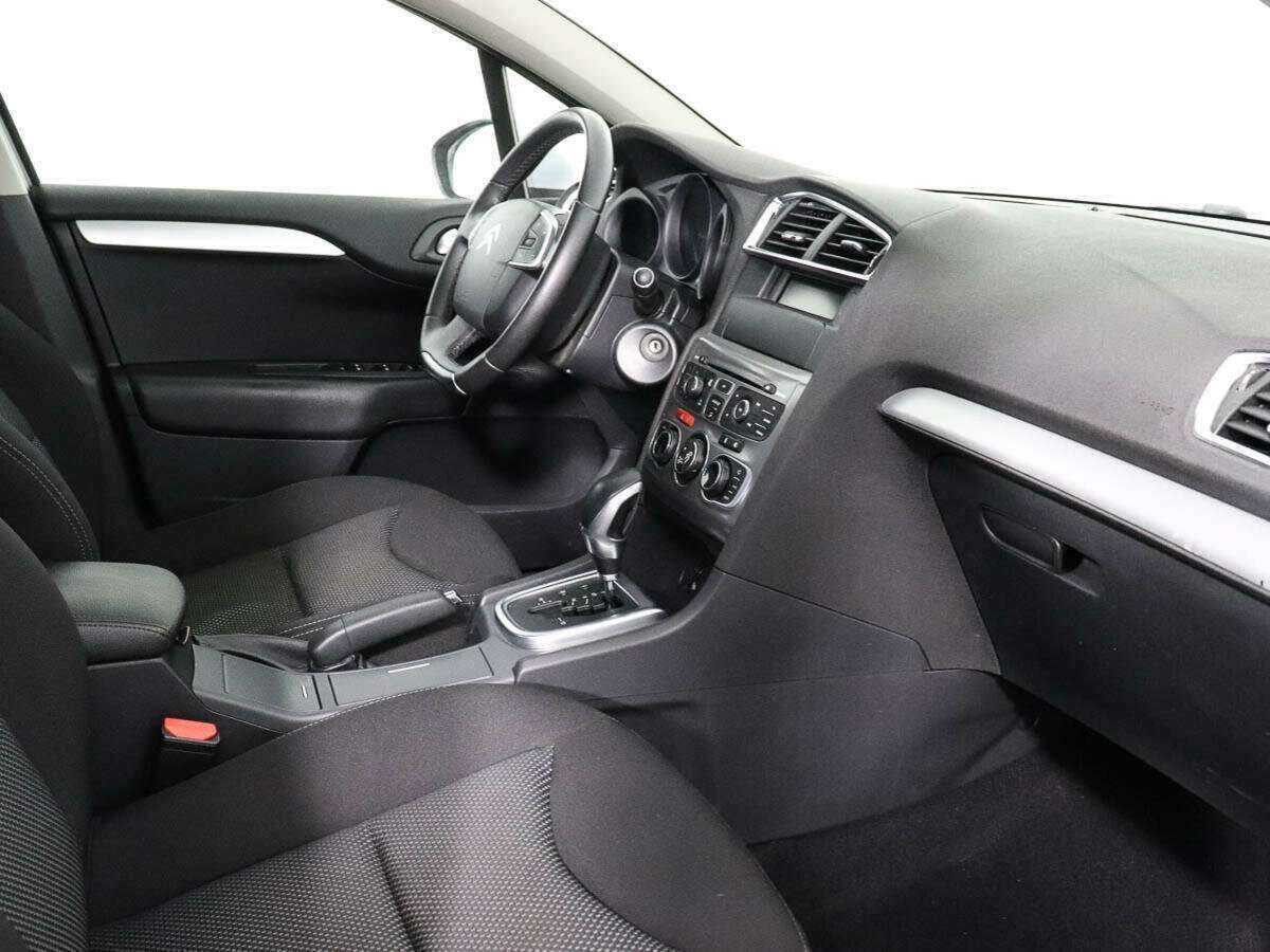 Citroen C4 с пробегом — 2015 год. Фото: #6