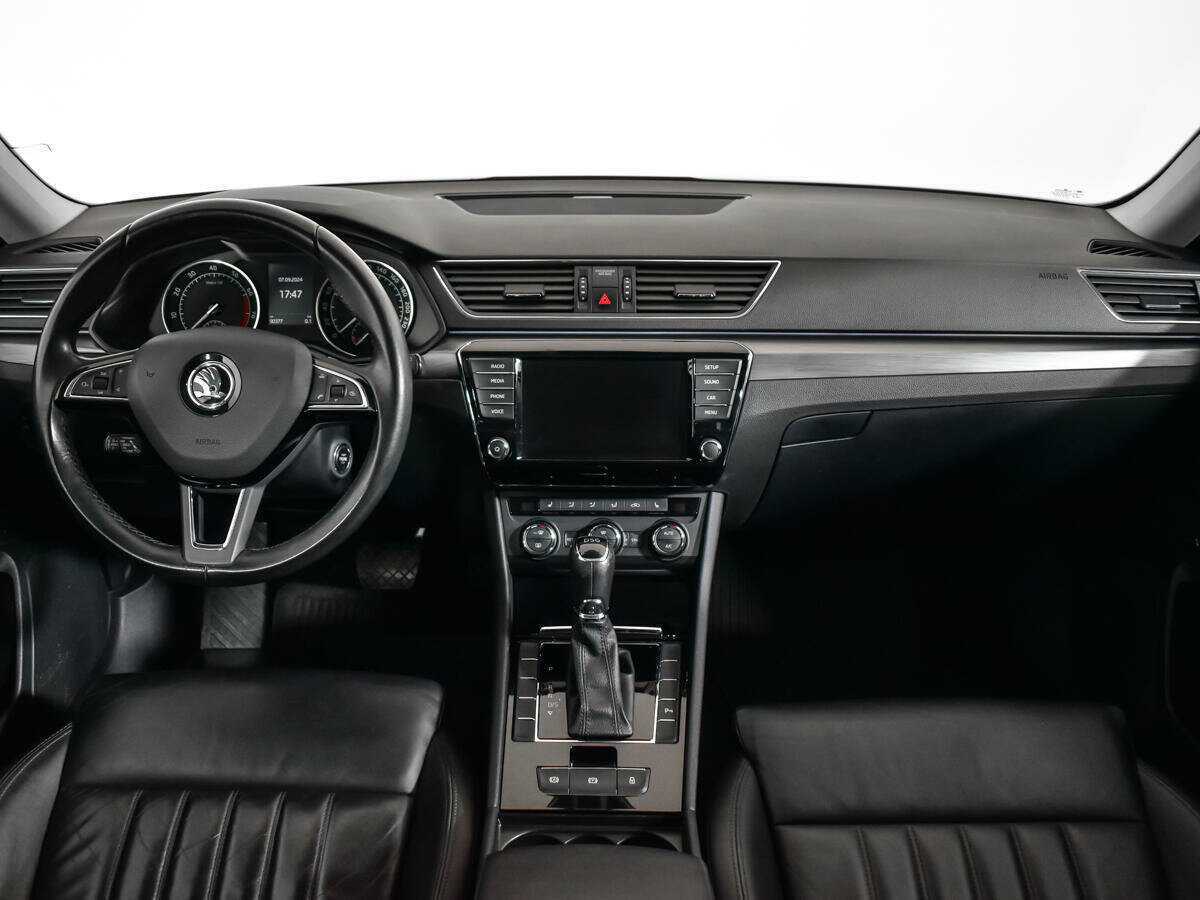 Skoda Superb с пробегом — 2016 год. Фото: #11