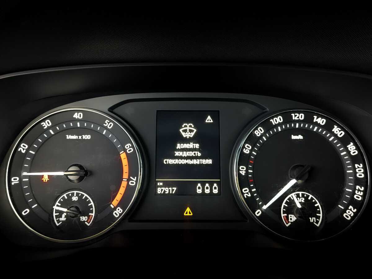 Skoda Octavia с пробегом — 2021 год. Фото: #10