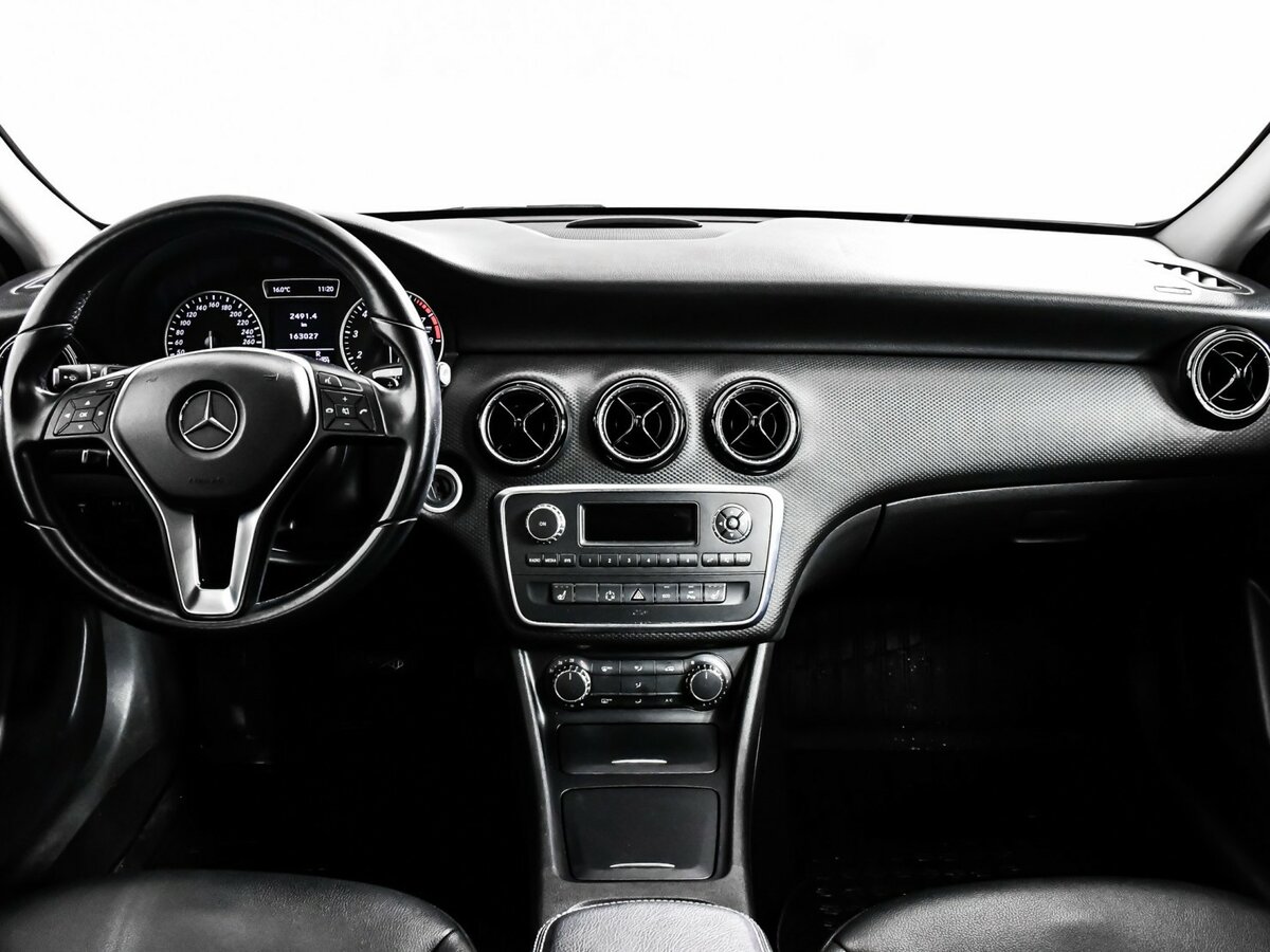 Mercedes-Benz A-Класс с пробегом — 2013 год. Фото: #9
