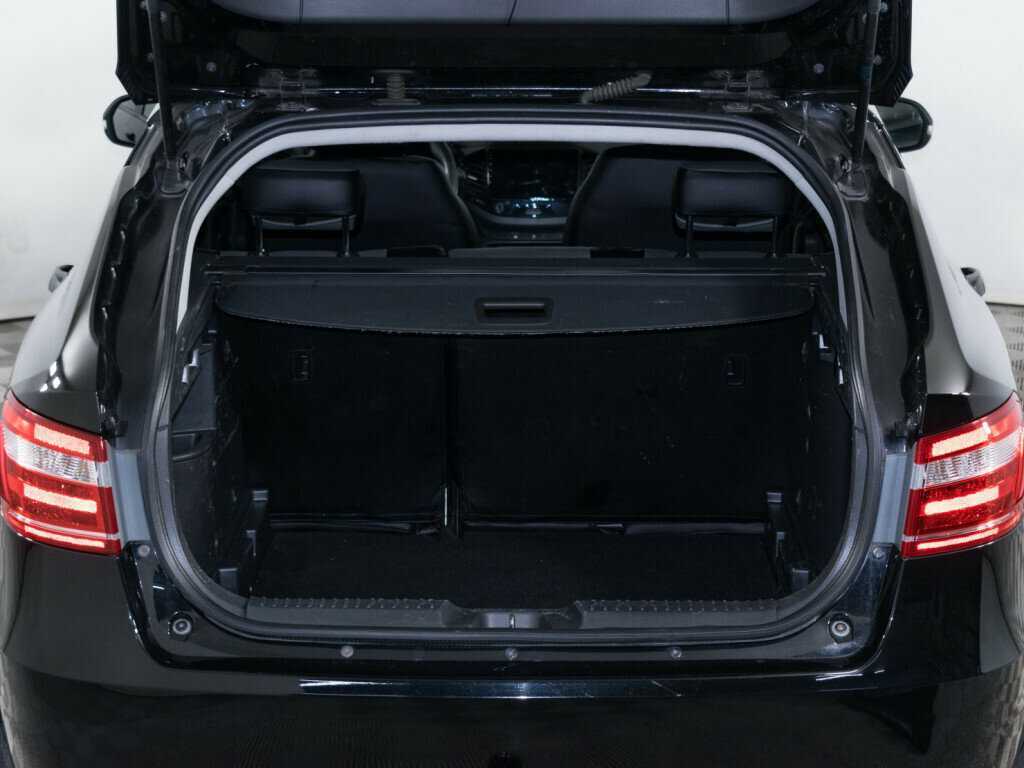 Lada (ВАЗ) Vesta с пробегом — 2021 год. Фото: #6