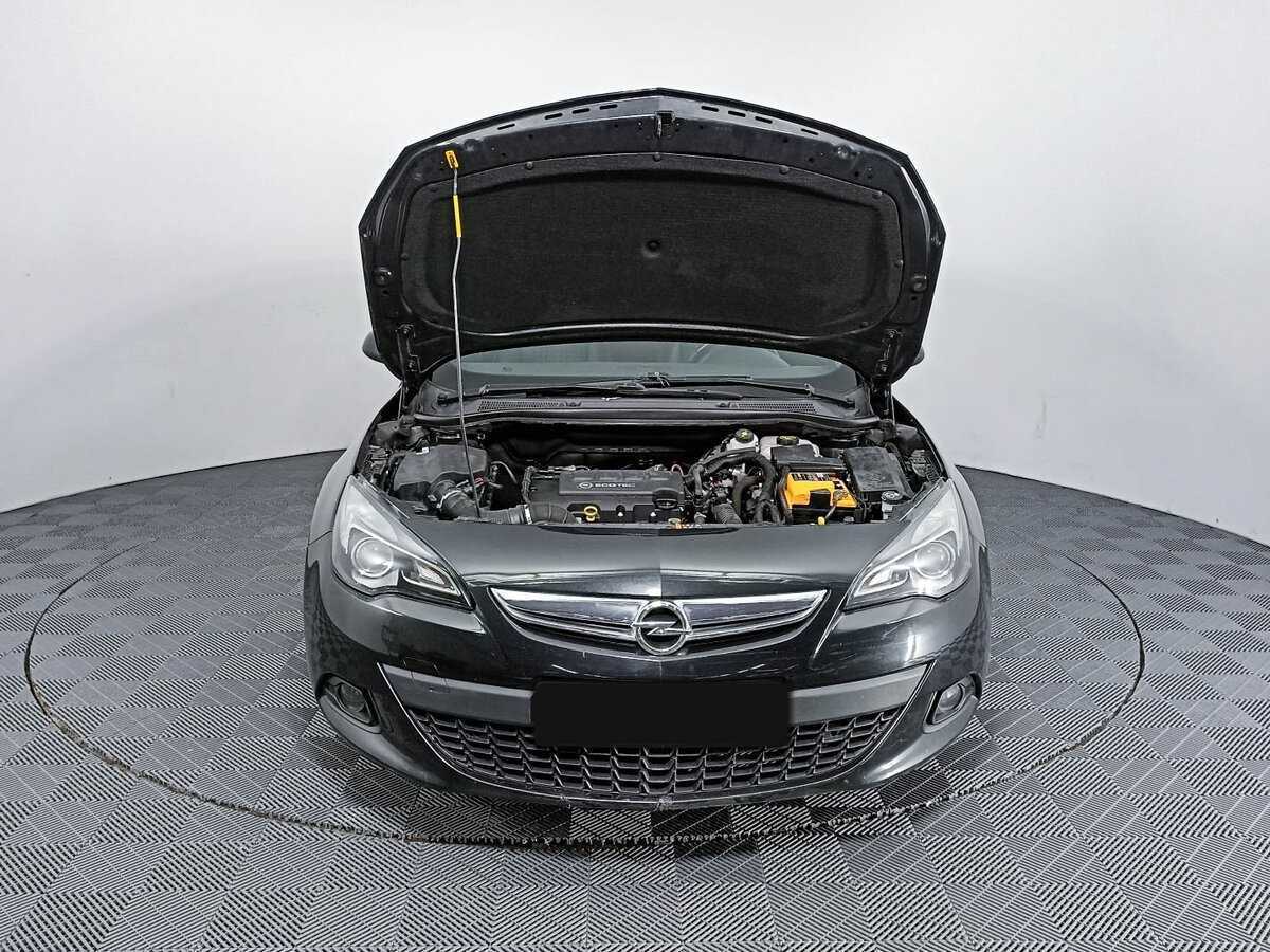 Opel Astra с пробегом — 2014 год. Фото: #8