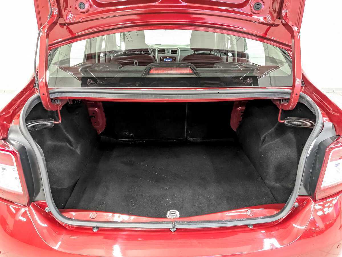 Renault Logan с пробегом — 2021 год. Фото: #9