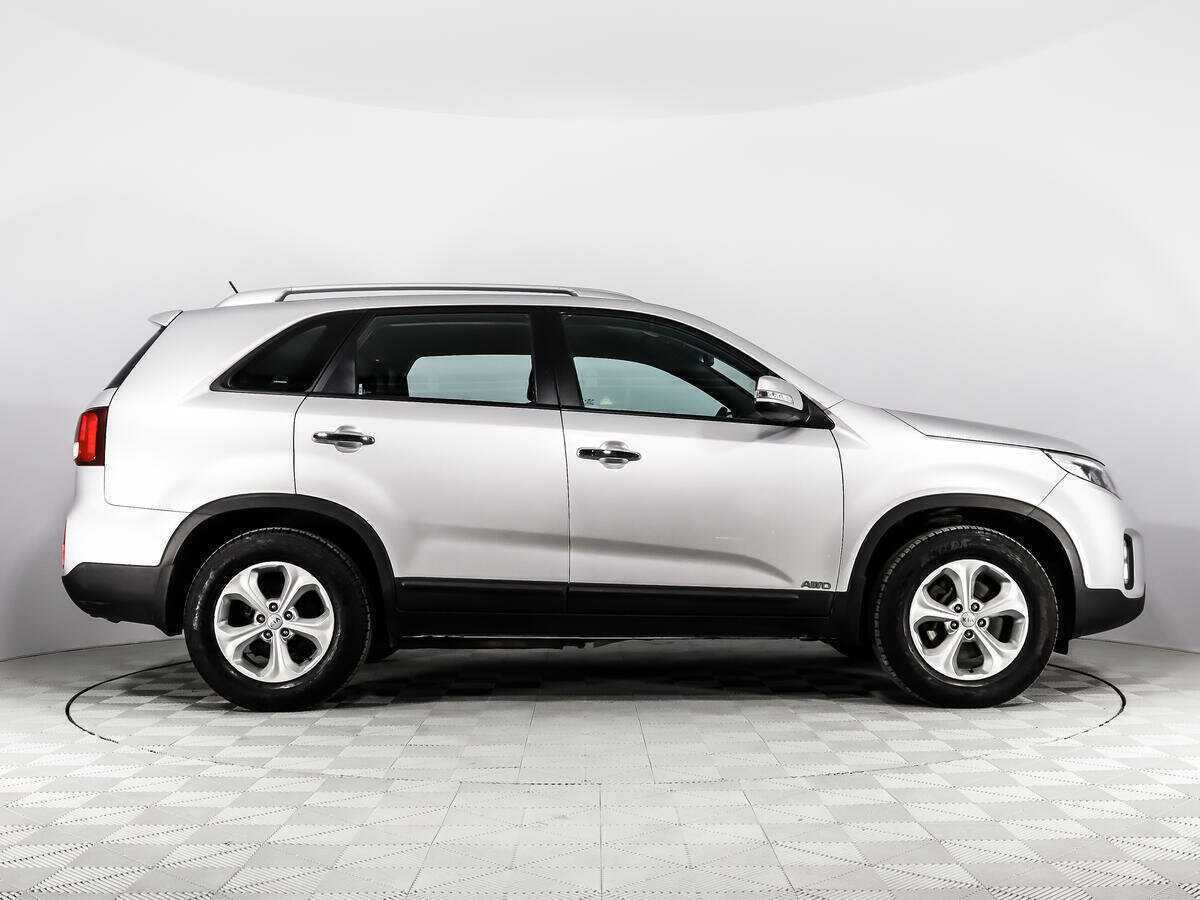 Kia Sorento с пробегом — 2014 год. Фото: #3