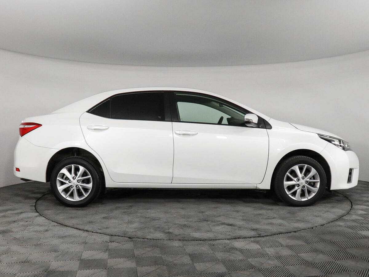 Toyota Corolla с пробегом — 2014 год. Фото: #3