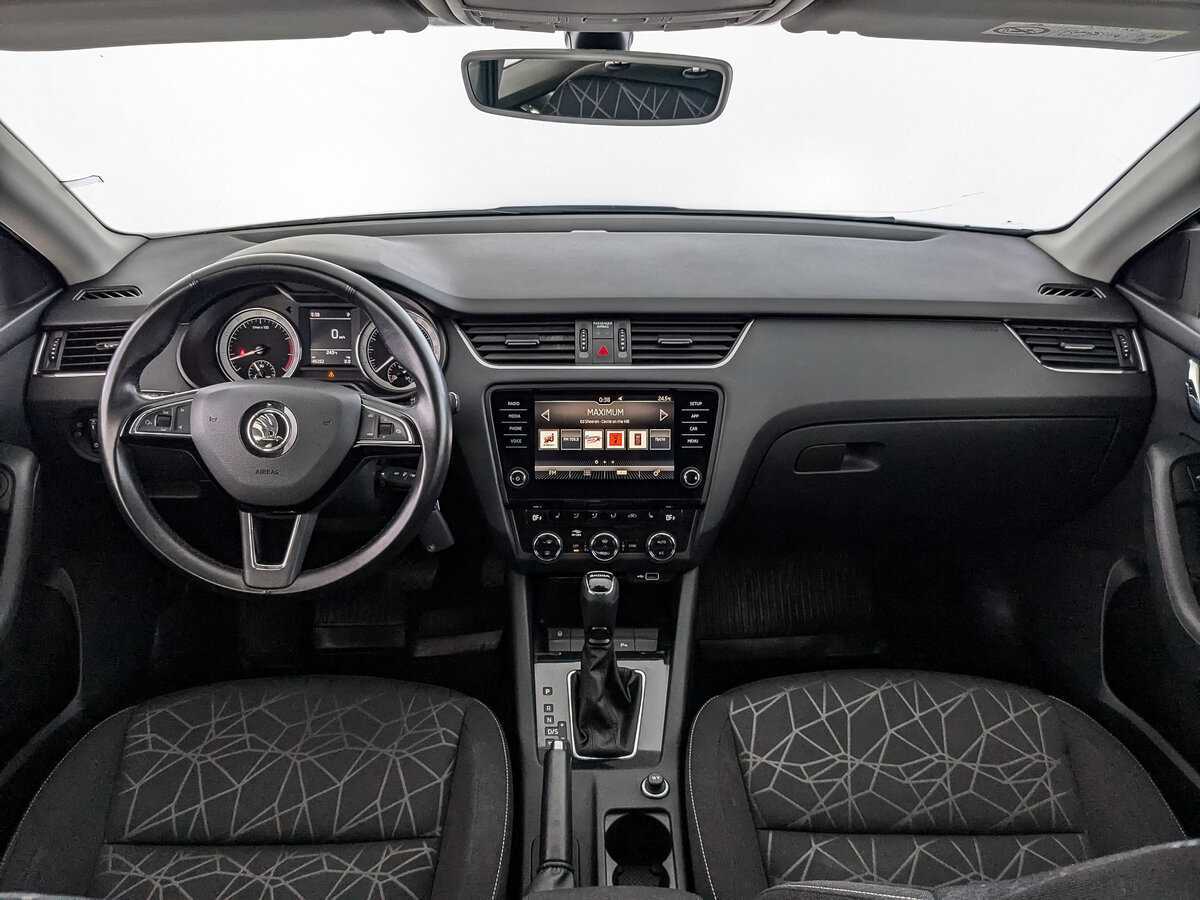 Skoda Octavia с пробегом — 2020 год. Фото: #9