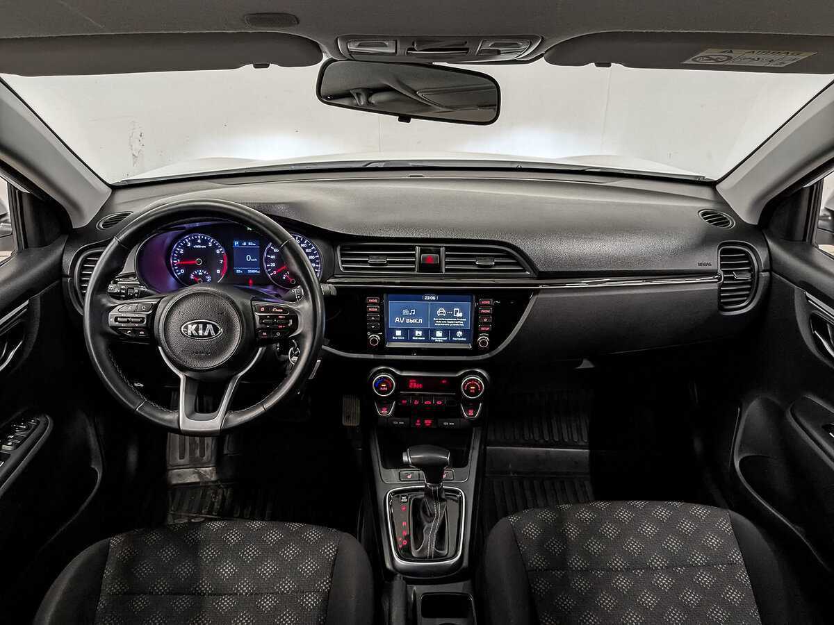 Kia Rio с пробегом — 2020 год. Фото: #13