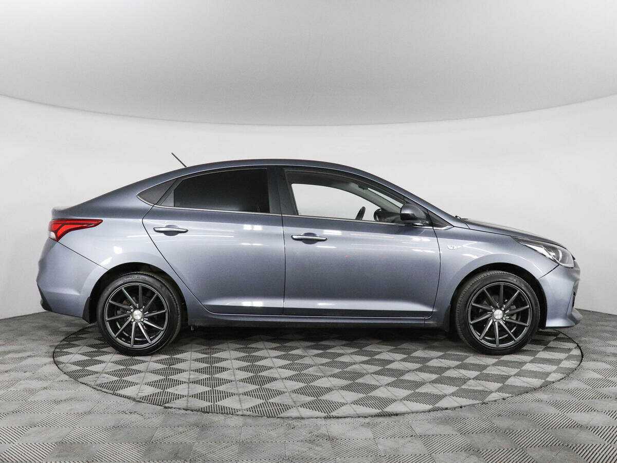 Hyundai Solaris с пробегом — 2019 год. Фото: #3