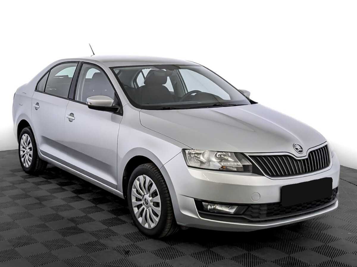 Skoda Rapid с пробегом — 2018 год. Фото: #2
