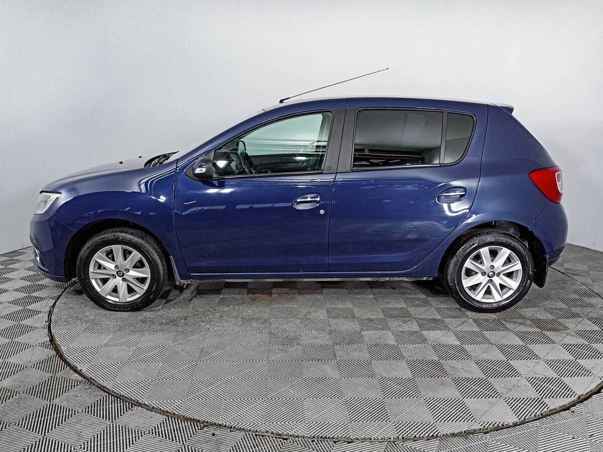 Renault Sandero с пробегом — 2018 год. Фото: #6