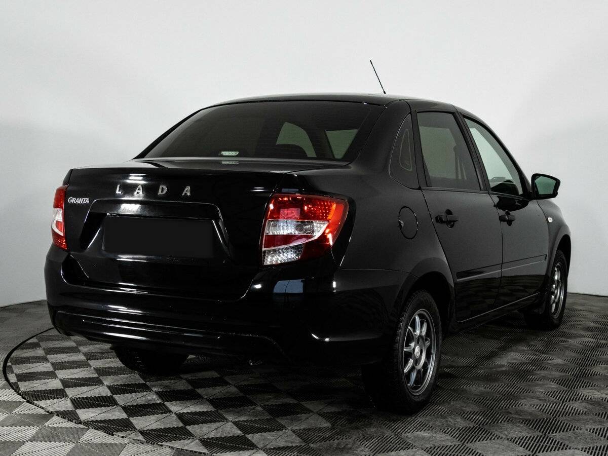 Lada (ВАЗ) Granta с пробегом — 2020 год. Фото: #4