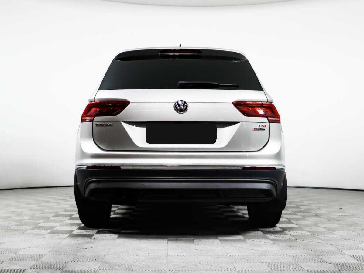 Volkswagen Tiguan с пробегом — 2017 год. Фото: #4