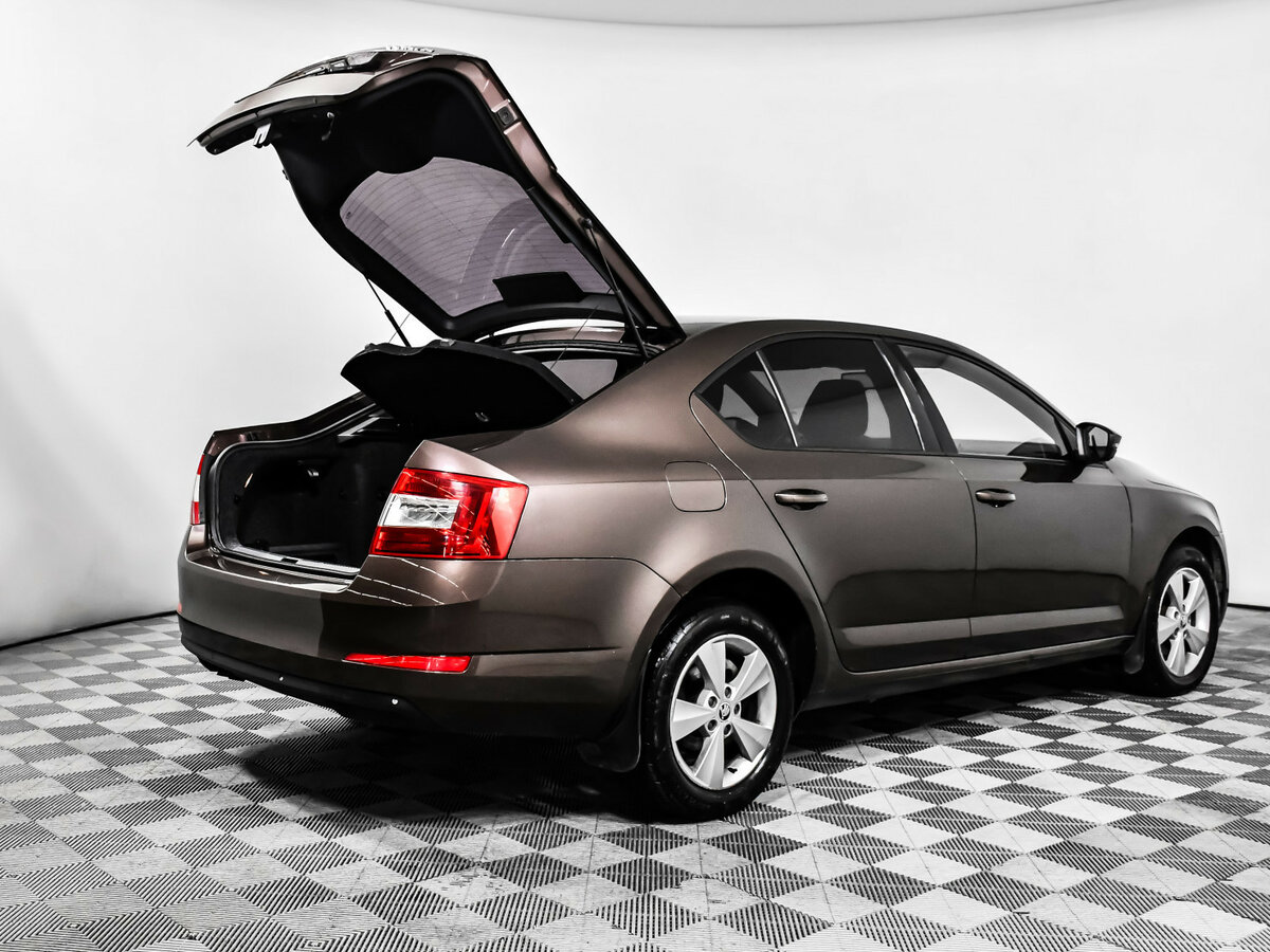 Skoda Octavia с пробегом — 2014 год. Фото: #14