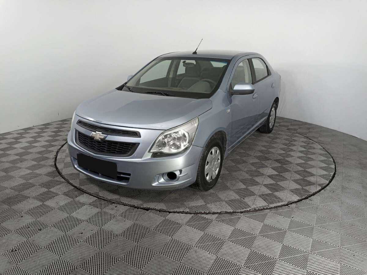 Chevrolet Cobalt с пробегом — 2013 год. Фото: #0