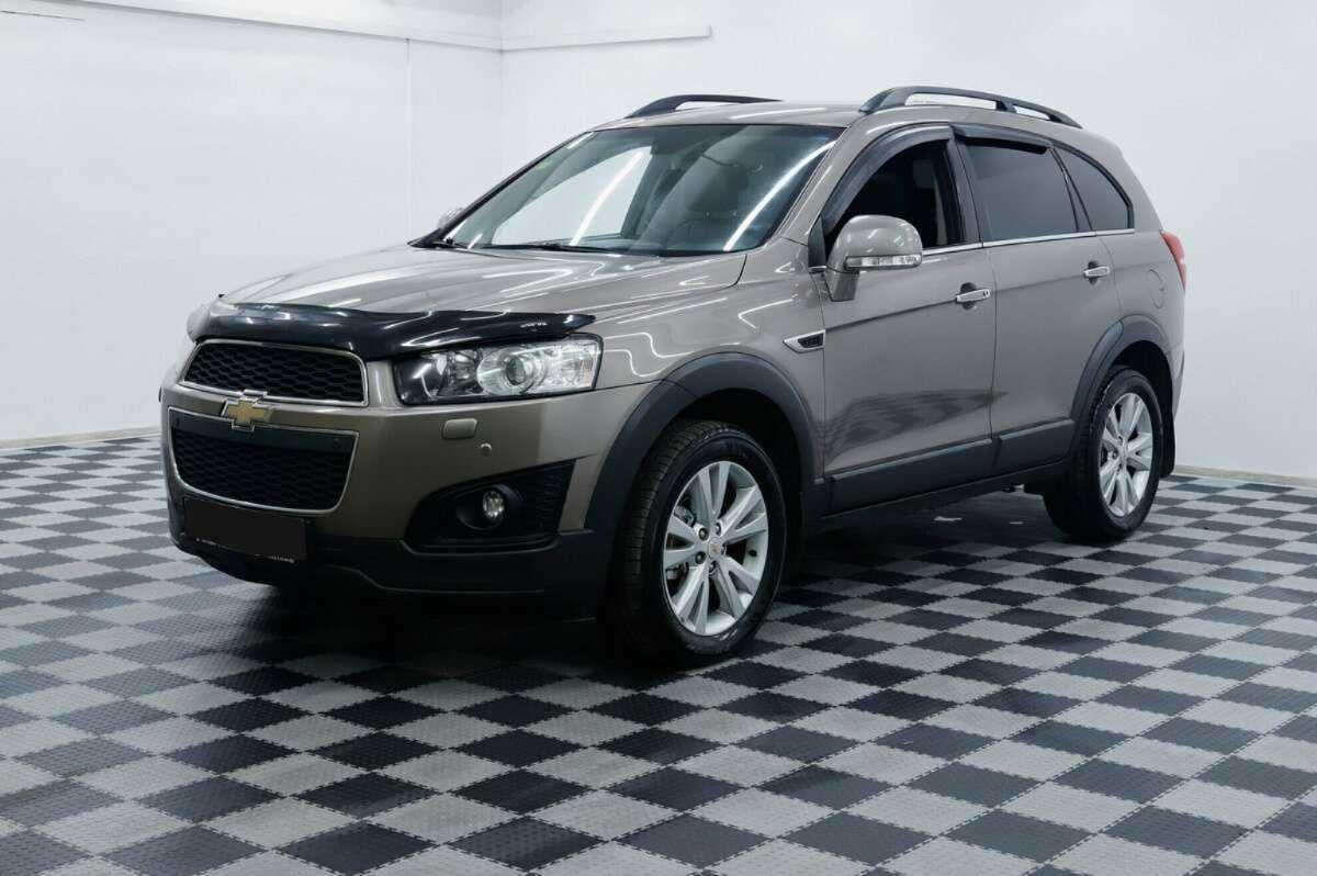 Chevrolet Captiva с пробегом — 2015 год. Фото: #0