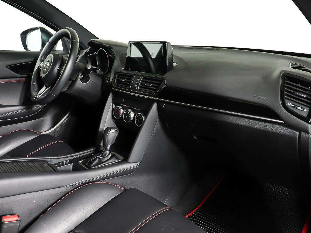 Mazda CX-4 с пробегом — 2022 год. Фото: #8