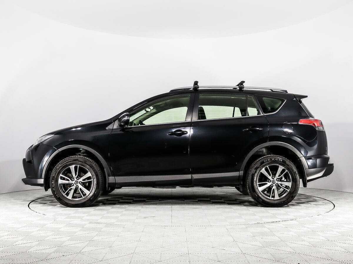 Toyota RAV4 с пробегом — 2016 год. Фото: #8