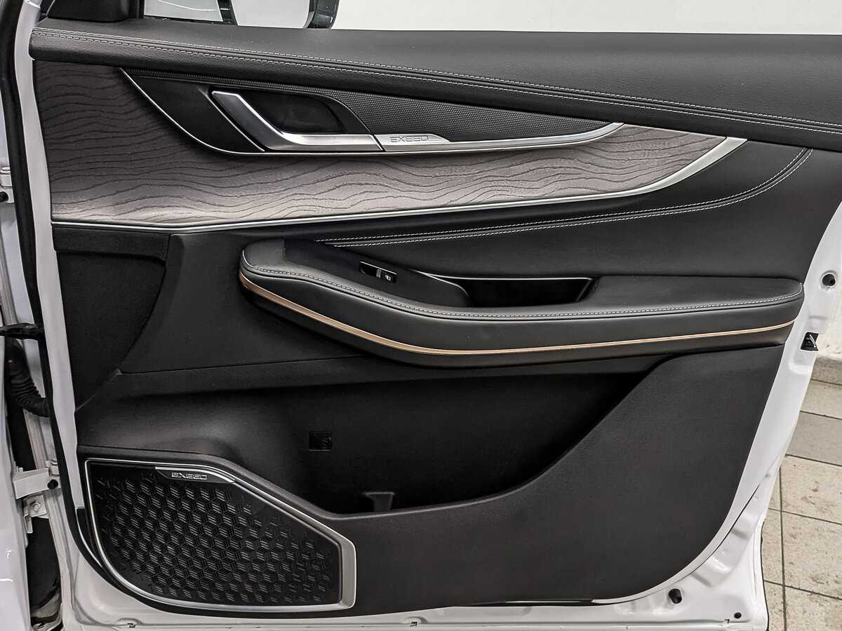 EXEED LX с пробегом — 2022 год. Фото: #23