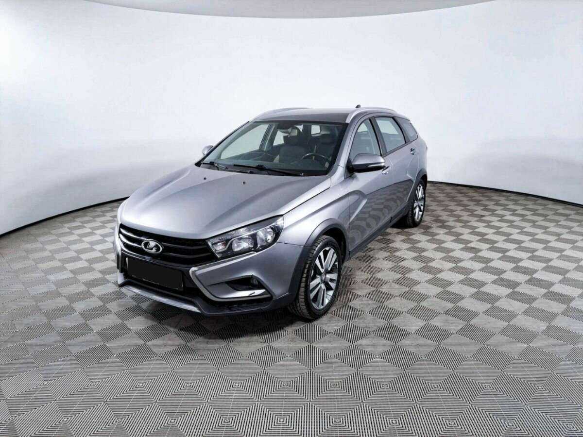Lada (ВАЗ) Vesta с пробегом — 2017 год. Посмотреть фото
