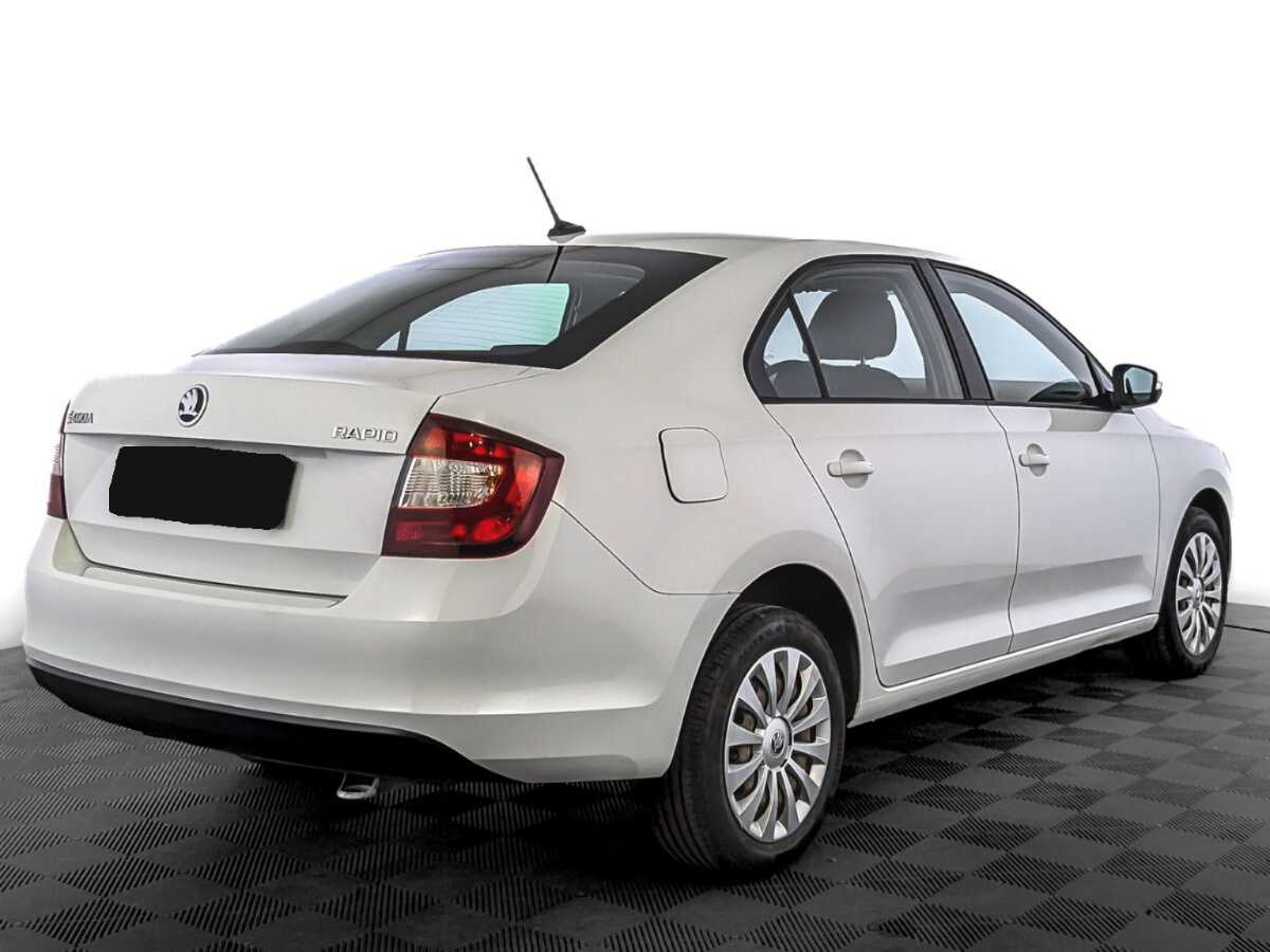 Skoda Rapid с пробегом — 2019 год. Фото: #4