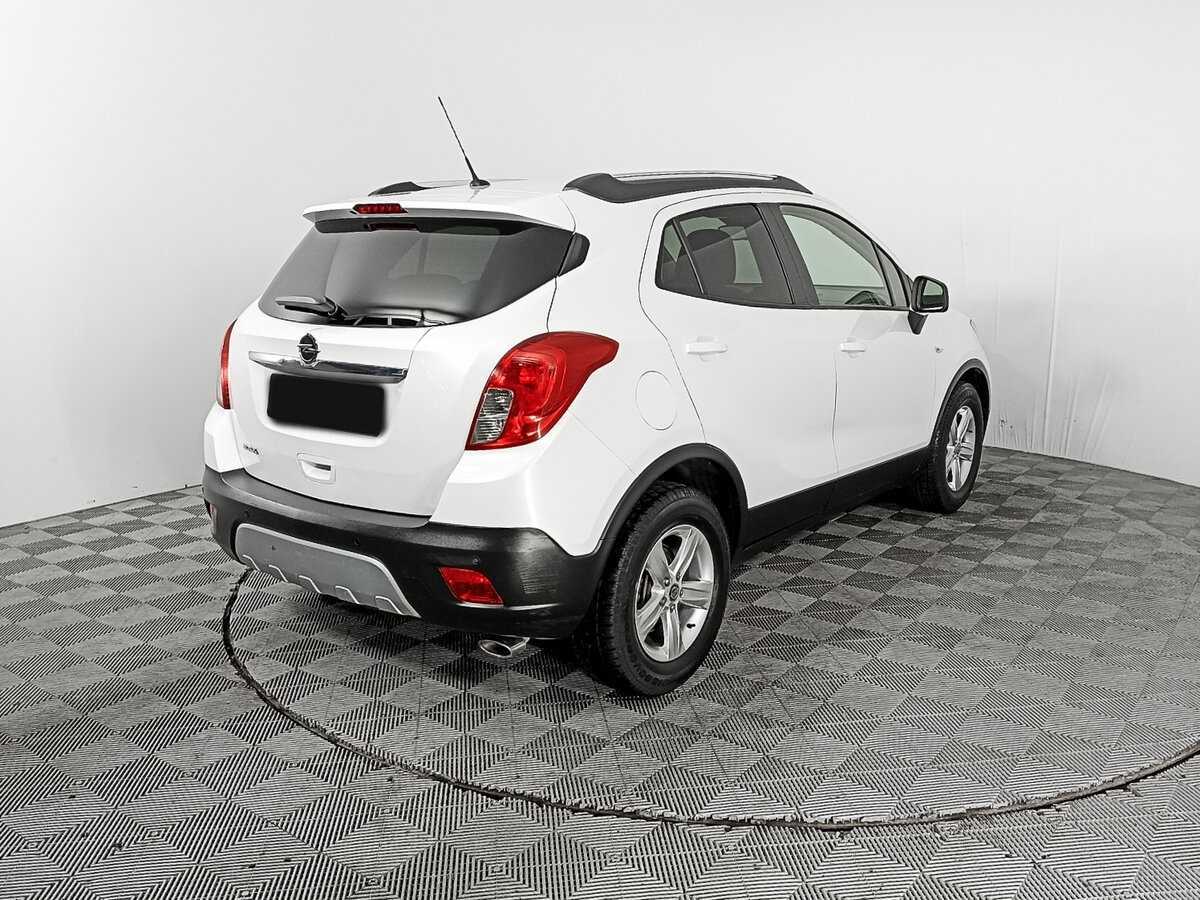 Opel Mokka с пробегом — 2012 год. Фото: #4