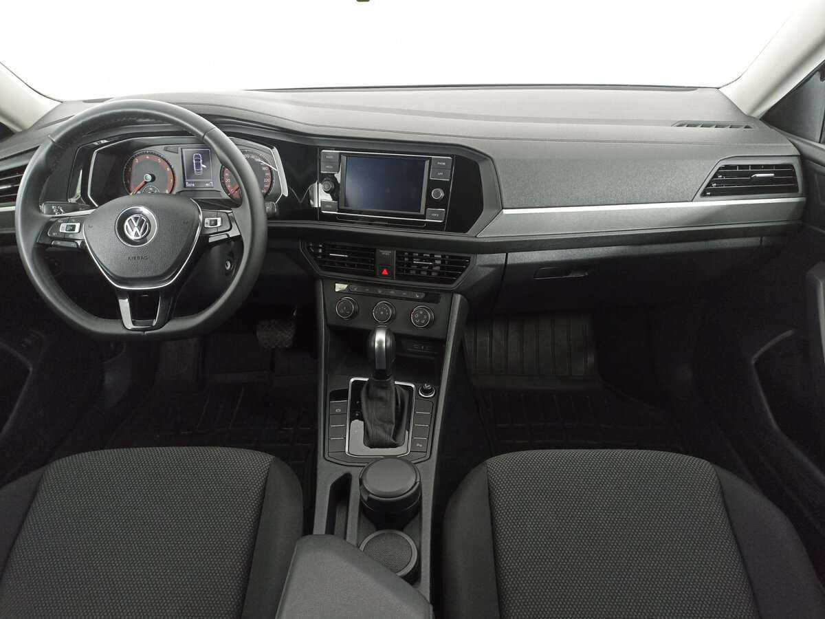 Volkswagen Jetta с пробегом — 2020 год. Фото: #11