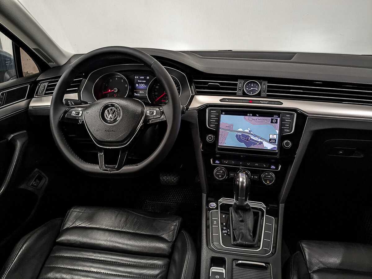 Volkswagen Passat с пробегом — 2015 год. Фото: #29