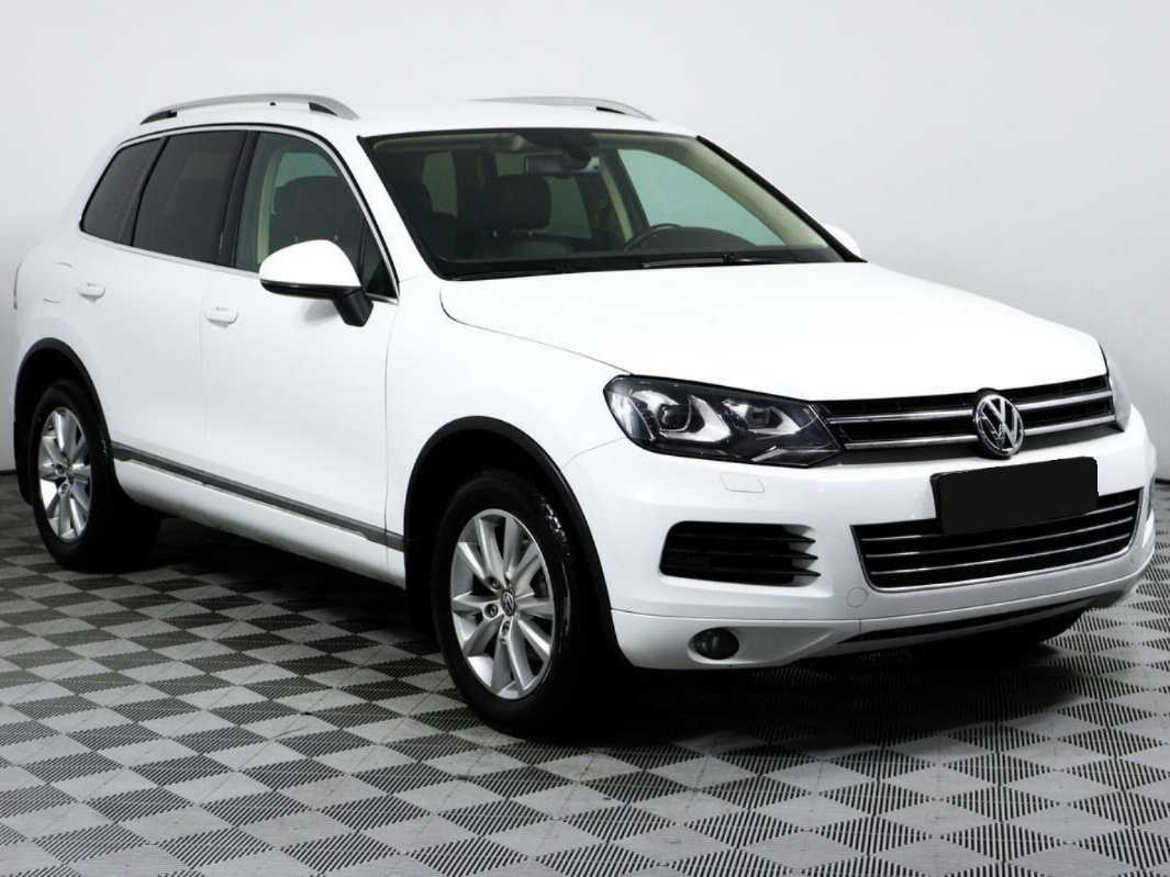 Volkswagen Touareg с пробегом — 2012 год. Фото: #2