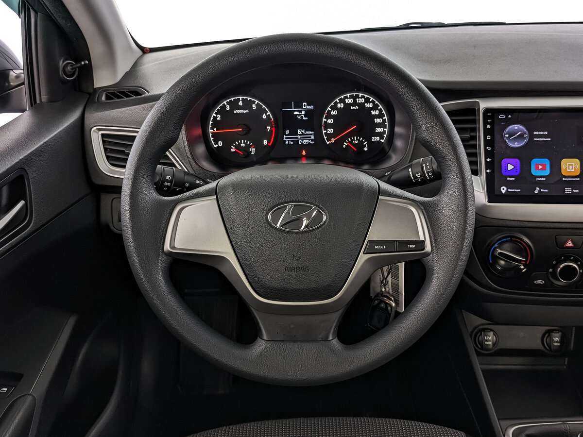 Hyundai Solaris с пробегом — 2019 год. Фото: #16