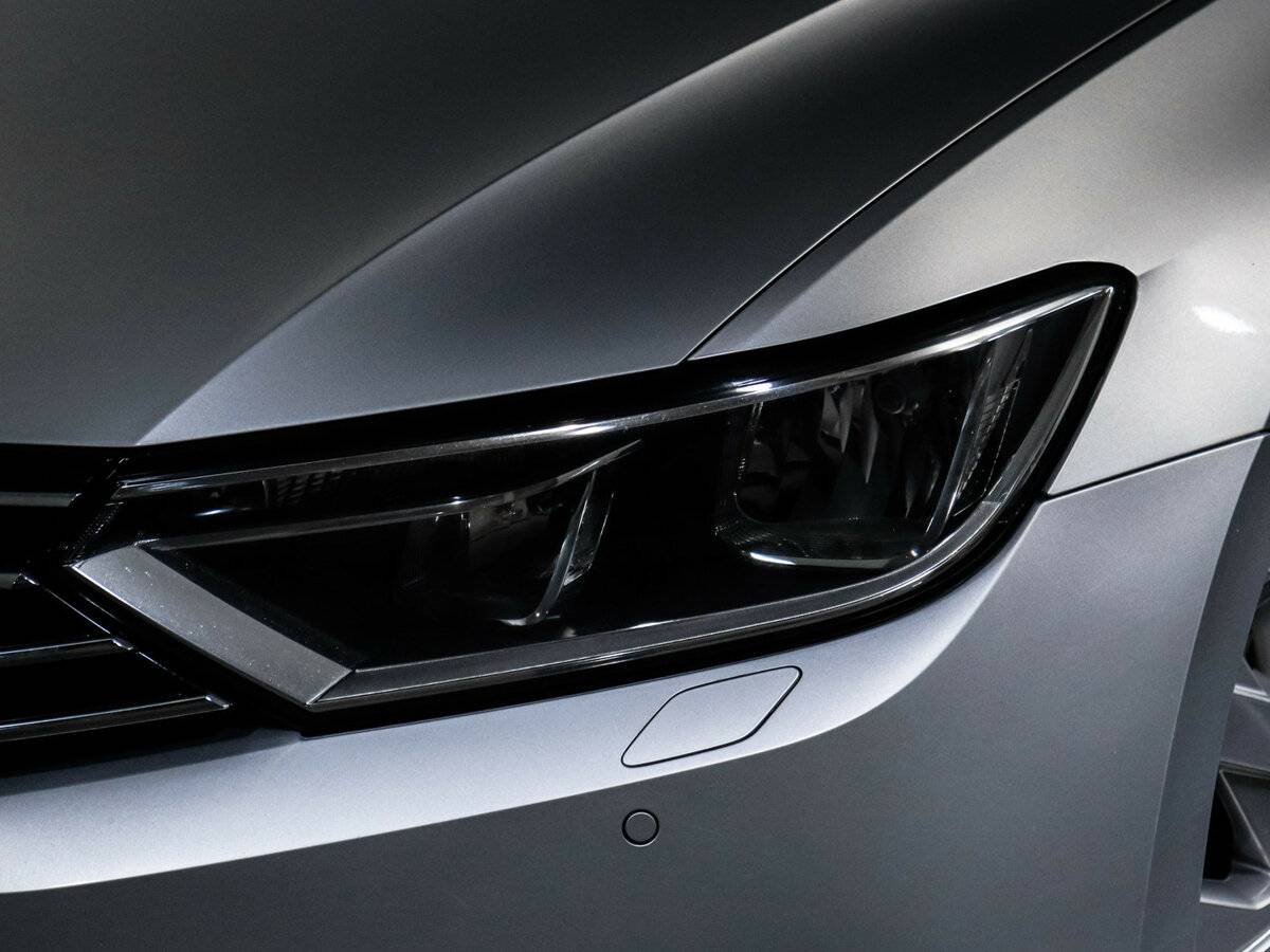 Volkswagen Passat с пробегом — 2017 год. Фото: #14