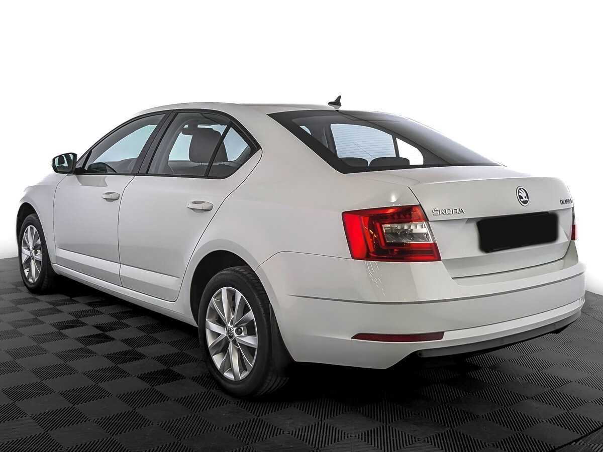 Skoda Octavia с пробегом — 2019 год. Фото: #6