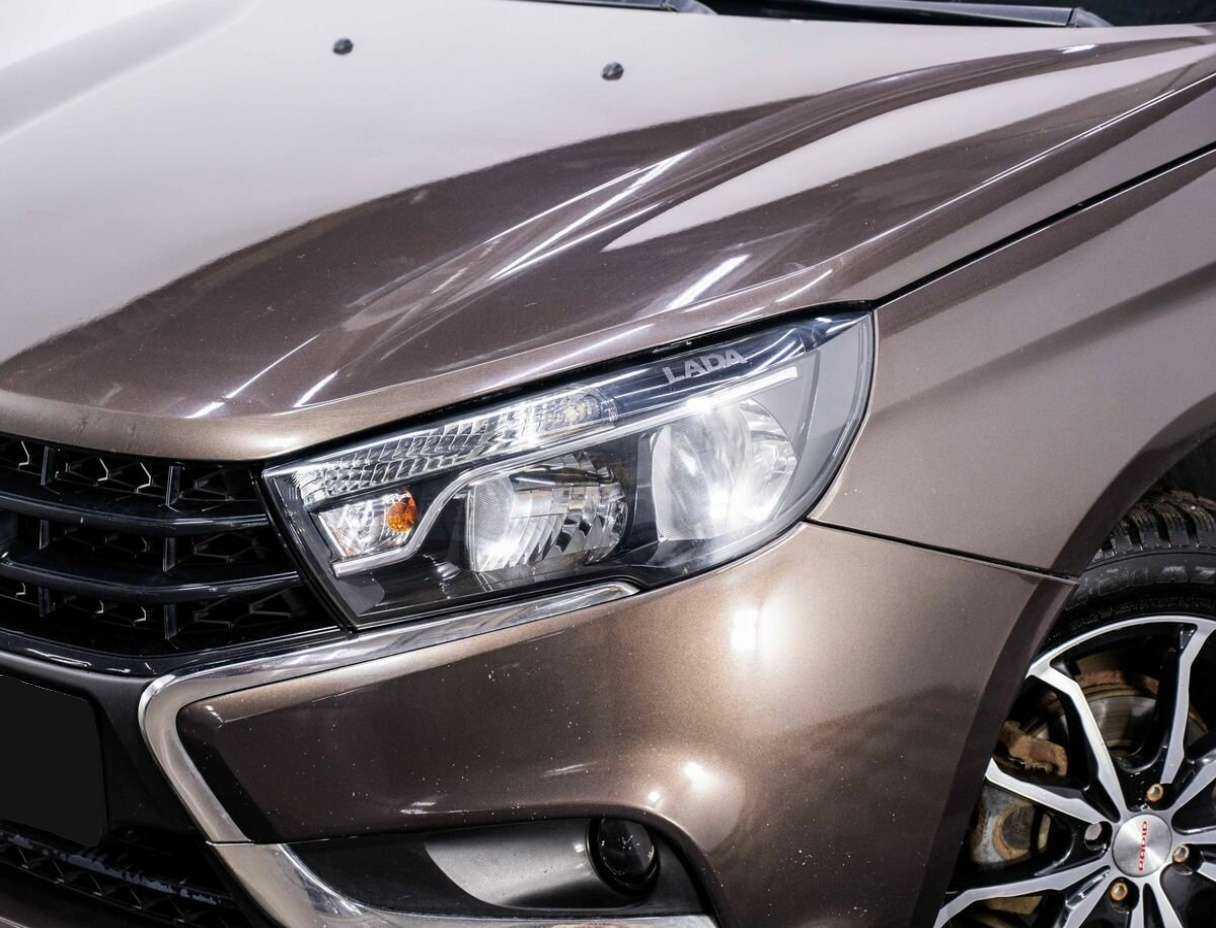 Lada (ВАЗ) Vesta с пробегом — 2018 год. Фото: #5