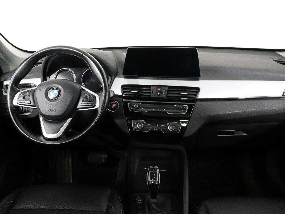 BMW X1 с пробегом — 2019 год. Фото: #9