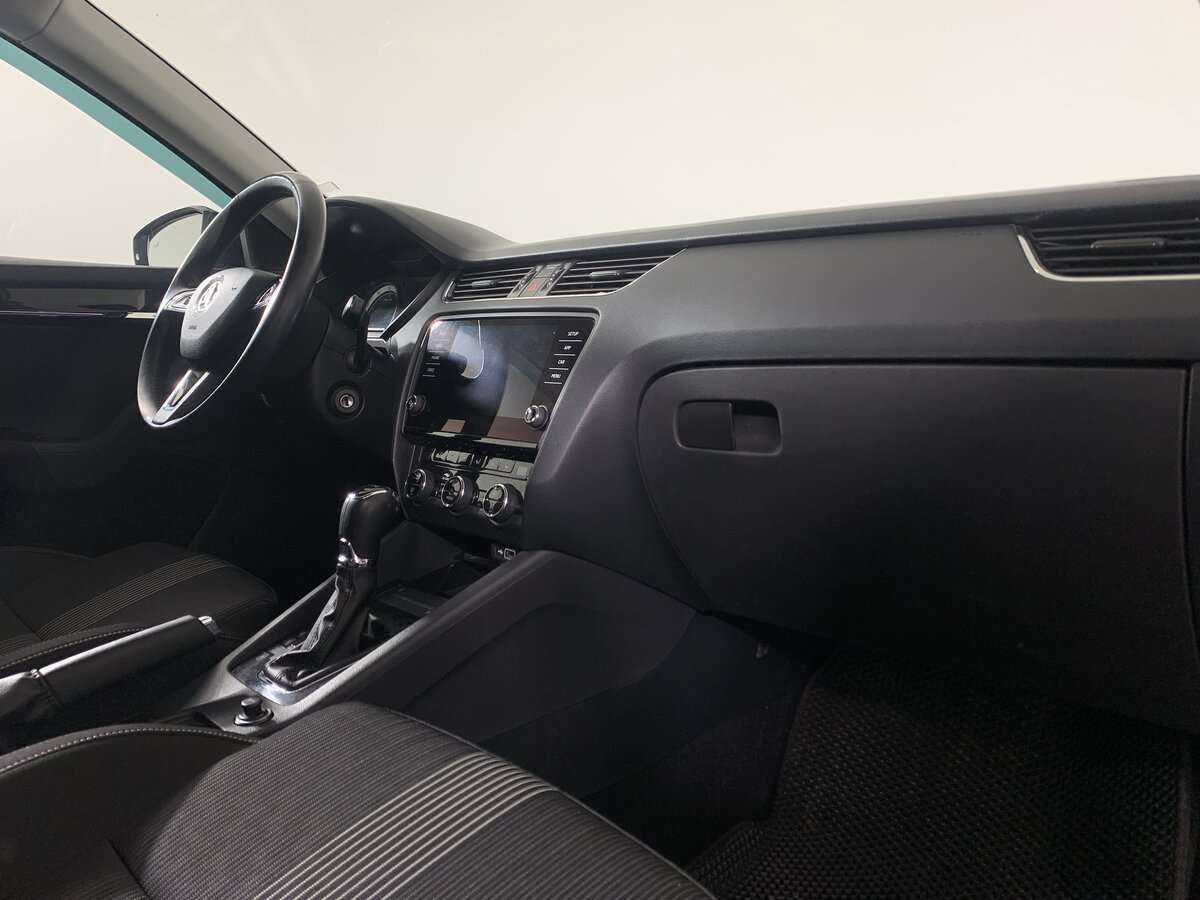 Skoda Octavia с пробегом — 2018 год. Фото: #10