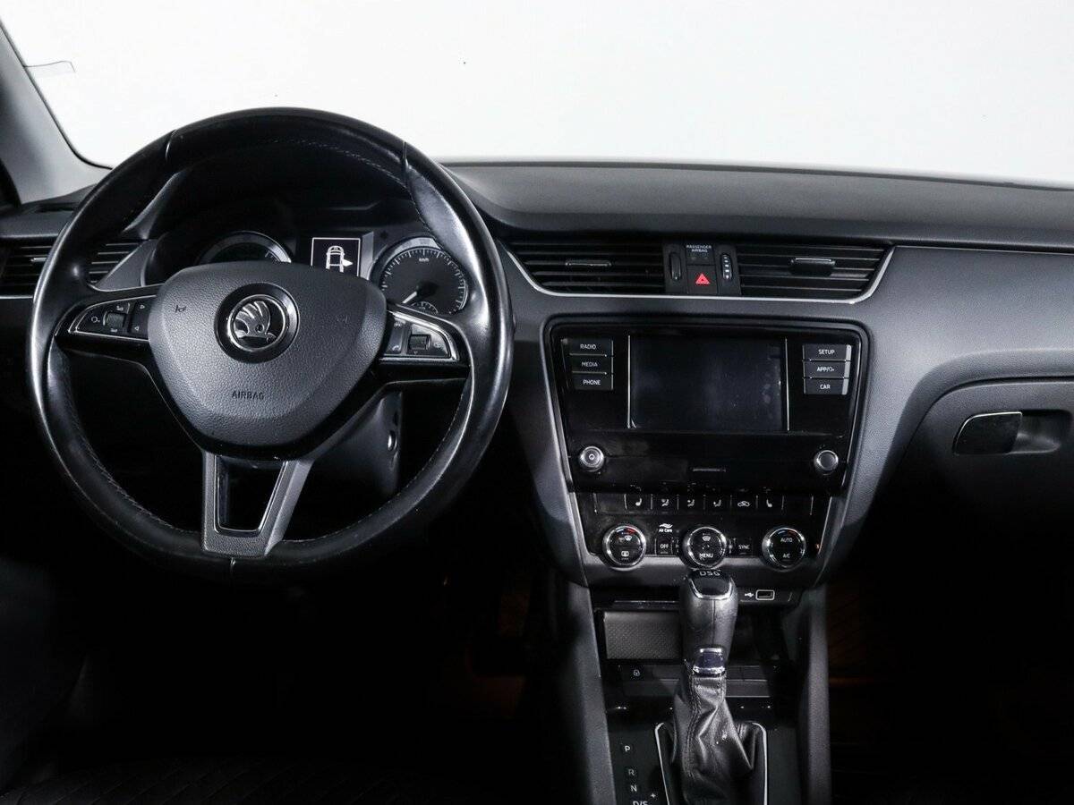 Skoda Octavia с пробегом — 2017 год. Фото: #8