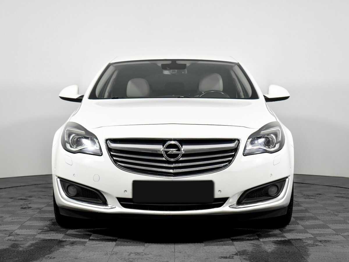 Opel Insignia с пробегом — 2014 год. Фото: #1