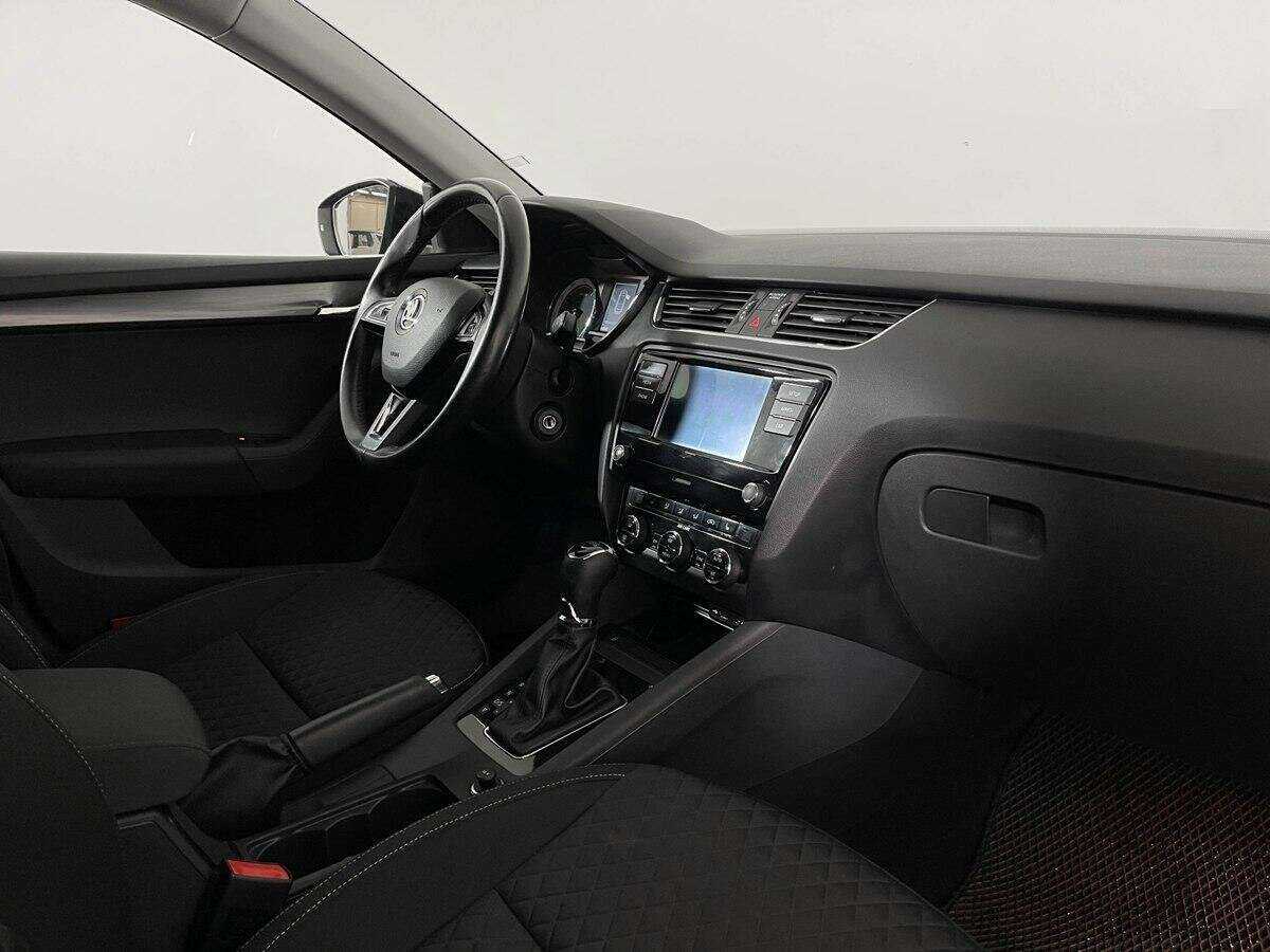 Skoda Octavia с пробегом — 2017 год. Фото: #7