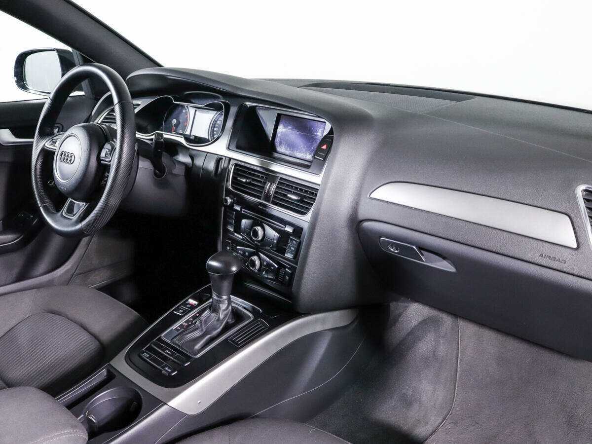 Audi A4 с пробегом — 2012 год. Фото: #6